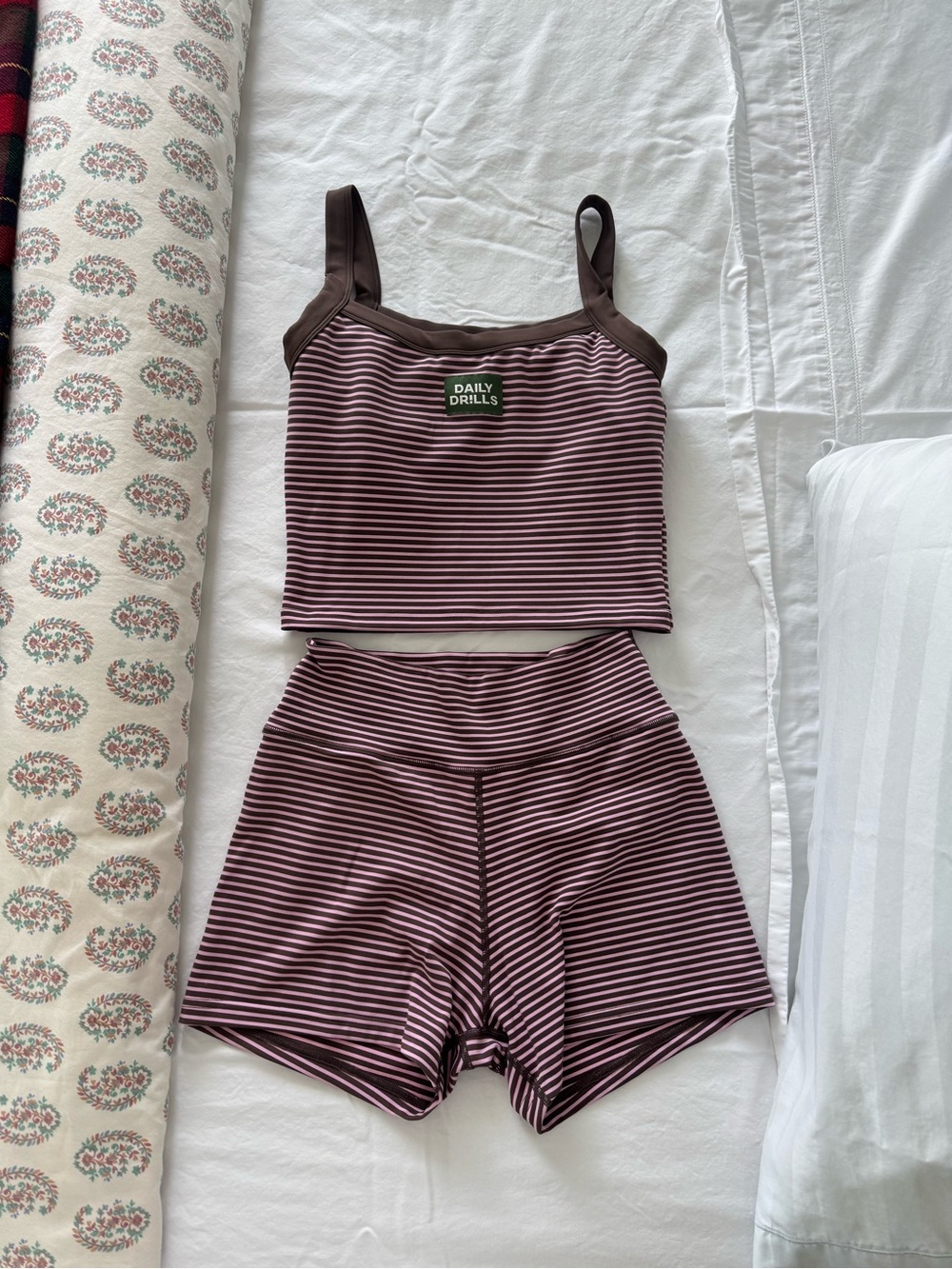 Daily Drills Play! Shortie Shorts in Taffy + Mocha - Picture 2 of 4